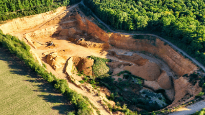 Design and Construction on Expansive Soils